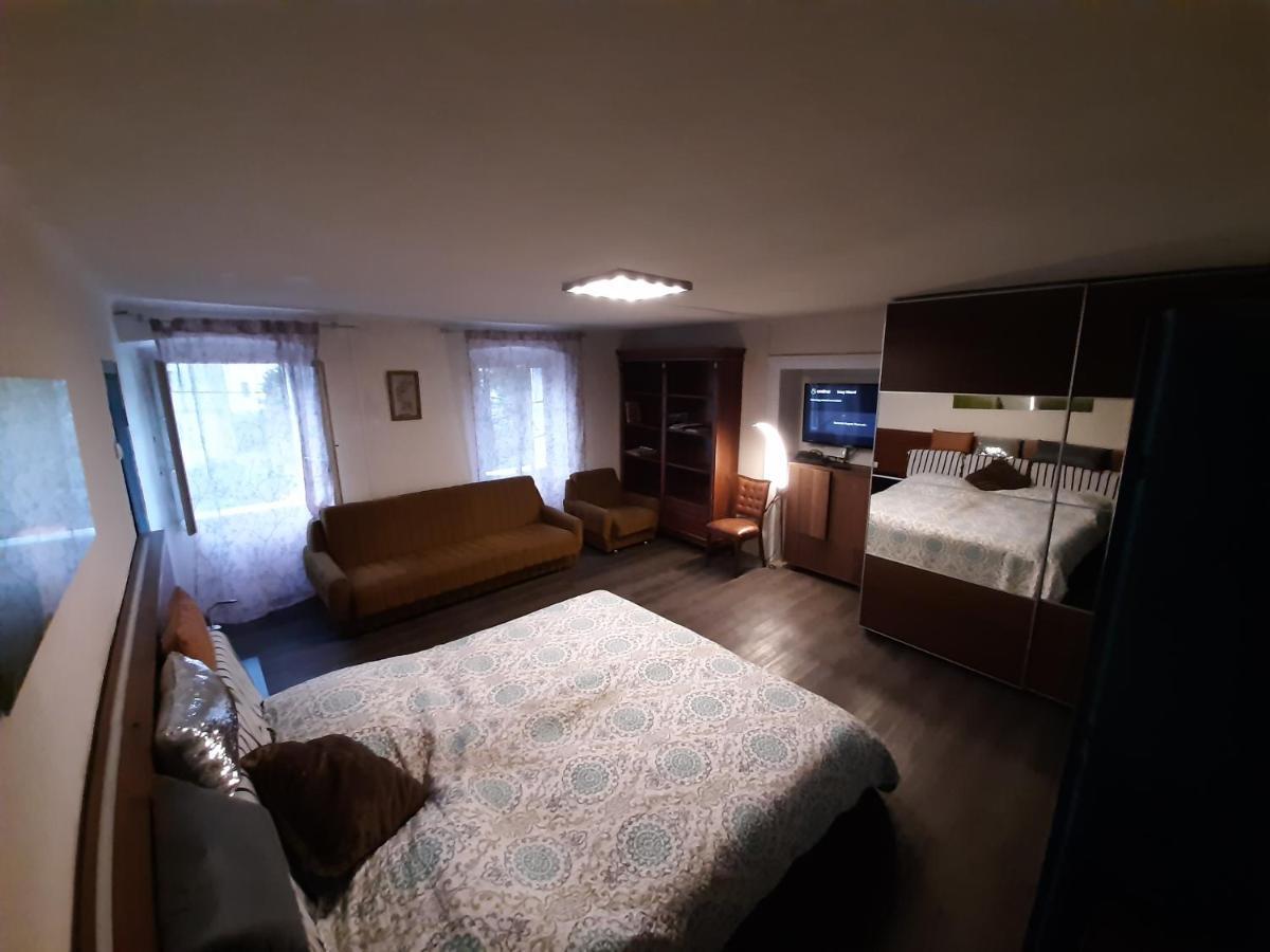 Lux Center B&B - Pasja Grofica Idrija Eksteriør bilde