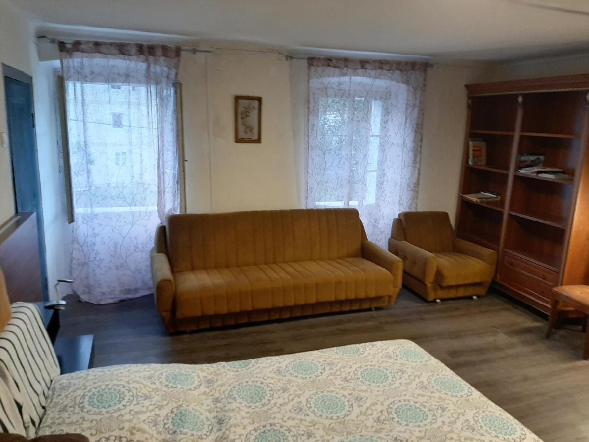 Lux Center B&B - Pasja Grofica Idrija Eksteriør bilde